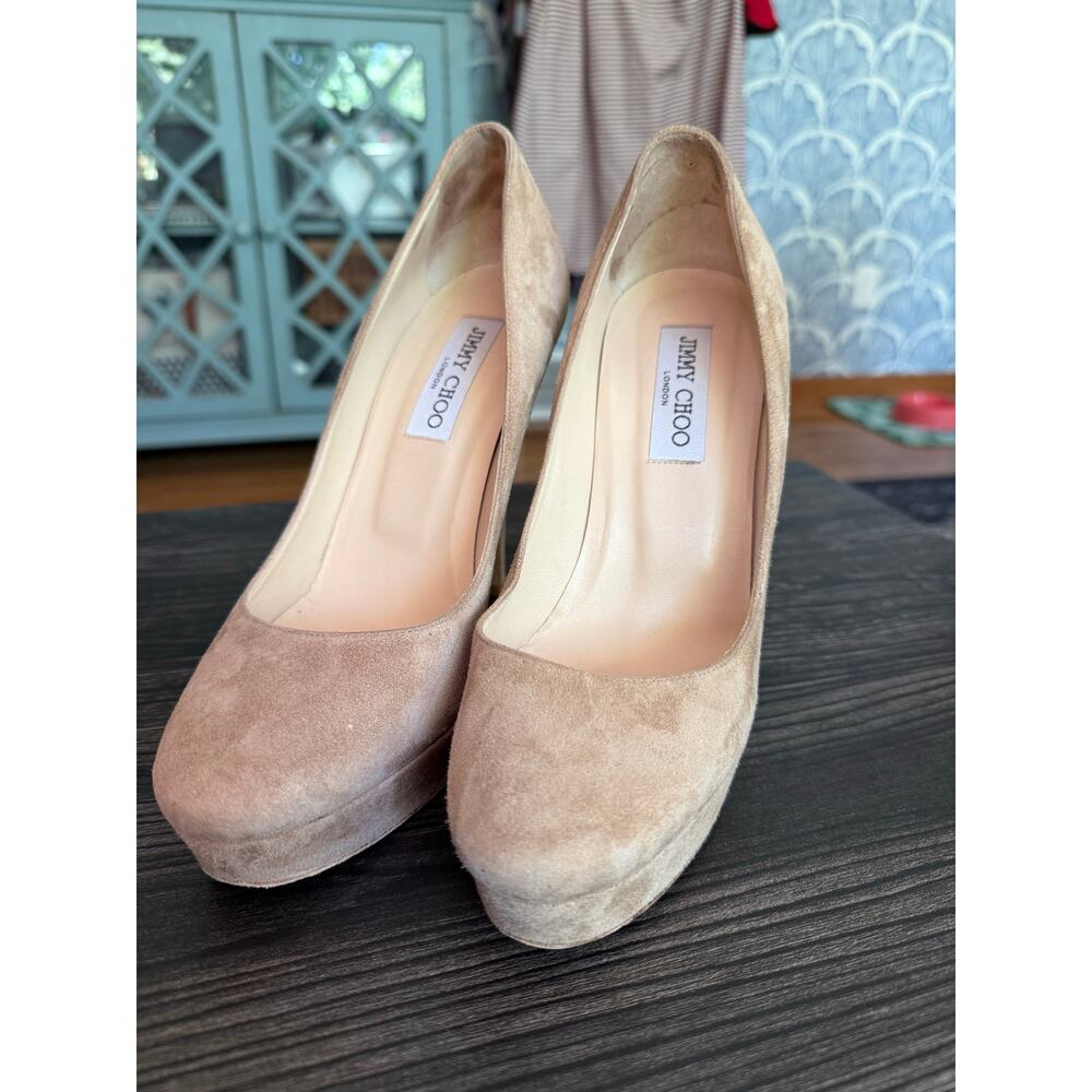 Jimmy Choo Rounded Toe Classic Suede Platform Heels Sz. 39
